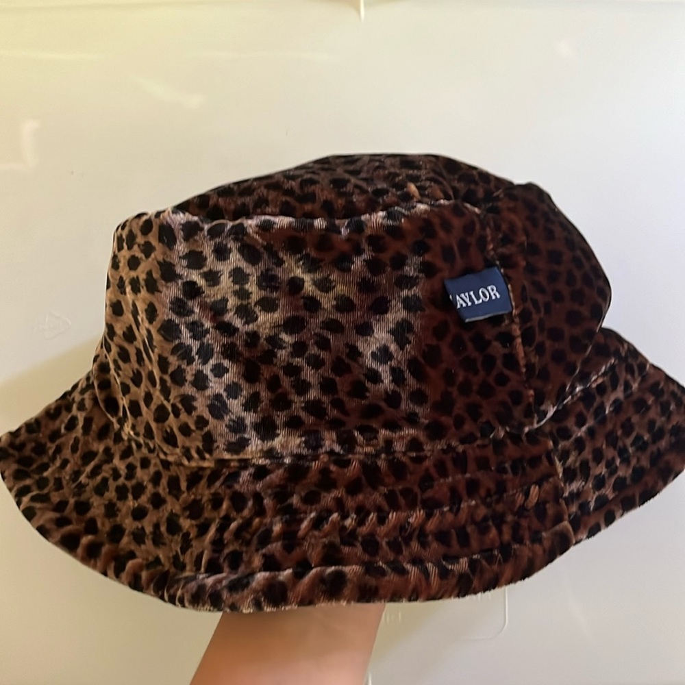 Ann Taylor Cheetah Print Bucket Hat